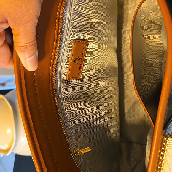 Large Letters Print Tote Handbag 👜  With Coin Case        ✨️ NEW ✨️ - Picture 6 of 11